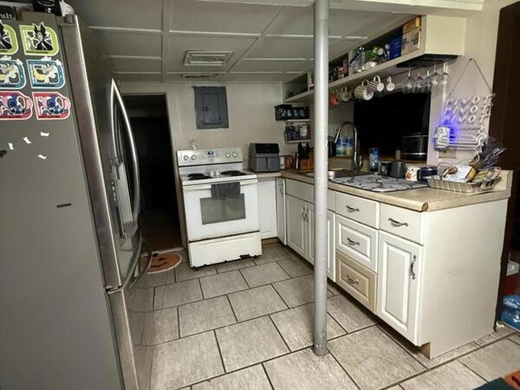 1685 Savana Drive, Merritt Island, FL 32952
