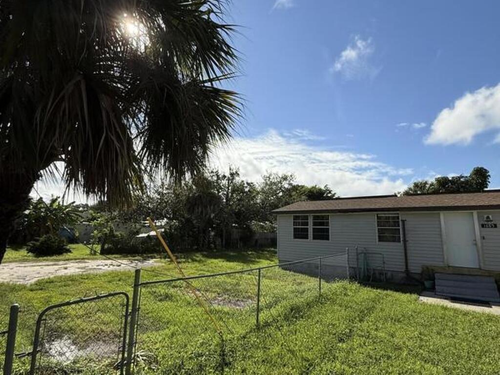 1685 Savana Drive, Merritt Island, FL 32952