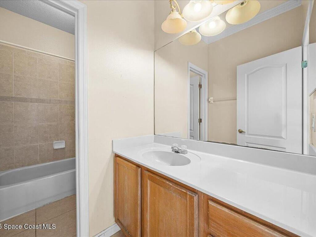 3367 Peninsula Circle, Melbourne, FL 32940