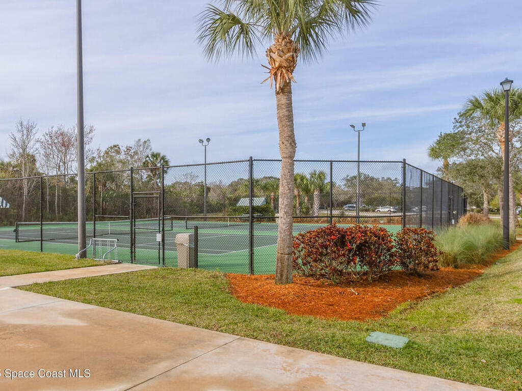 881 Glen Abbey Way, Melbourne, FL 32940