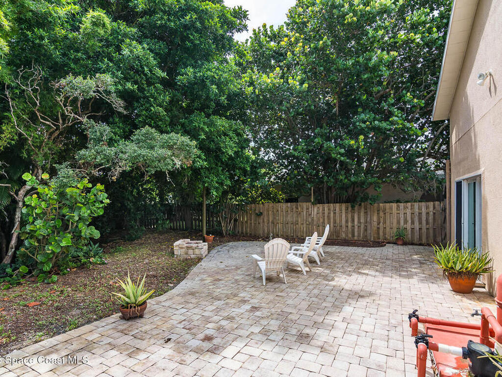 5085 Palm Drive, Melbourne Beach, FL 32951
