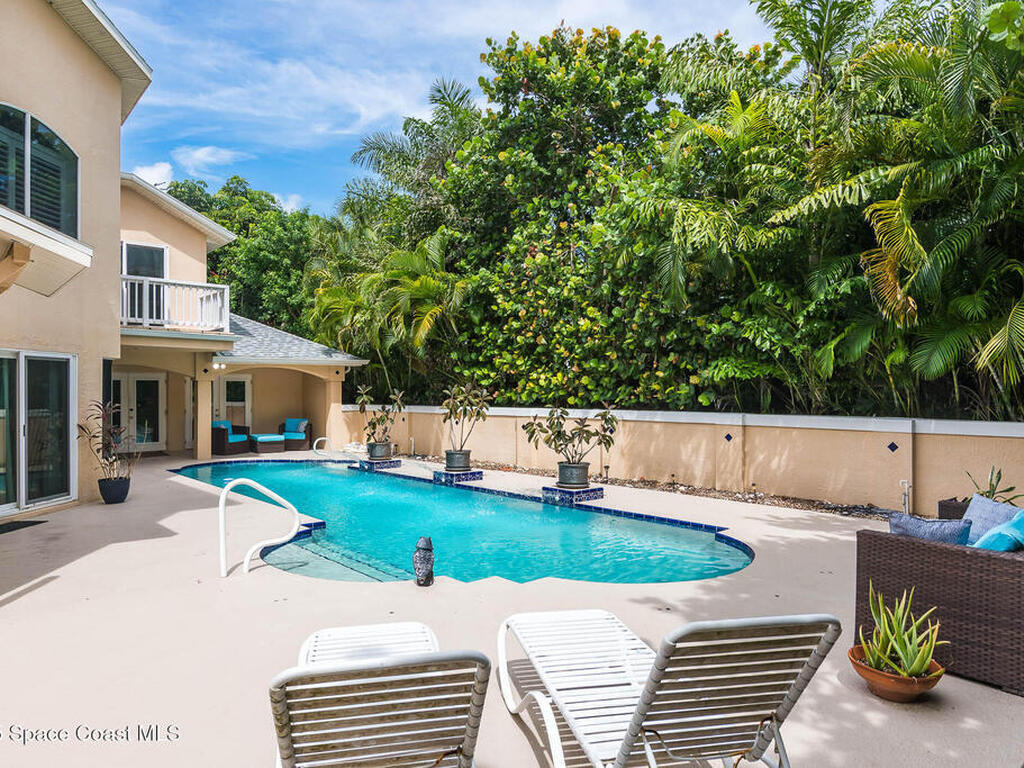 5085 Palm Drive, Melbourne Beach, FL 32951