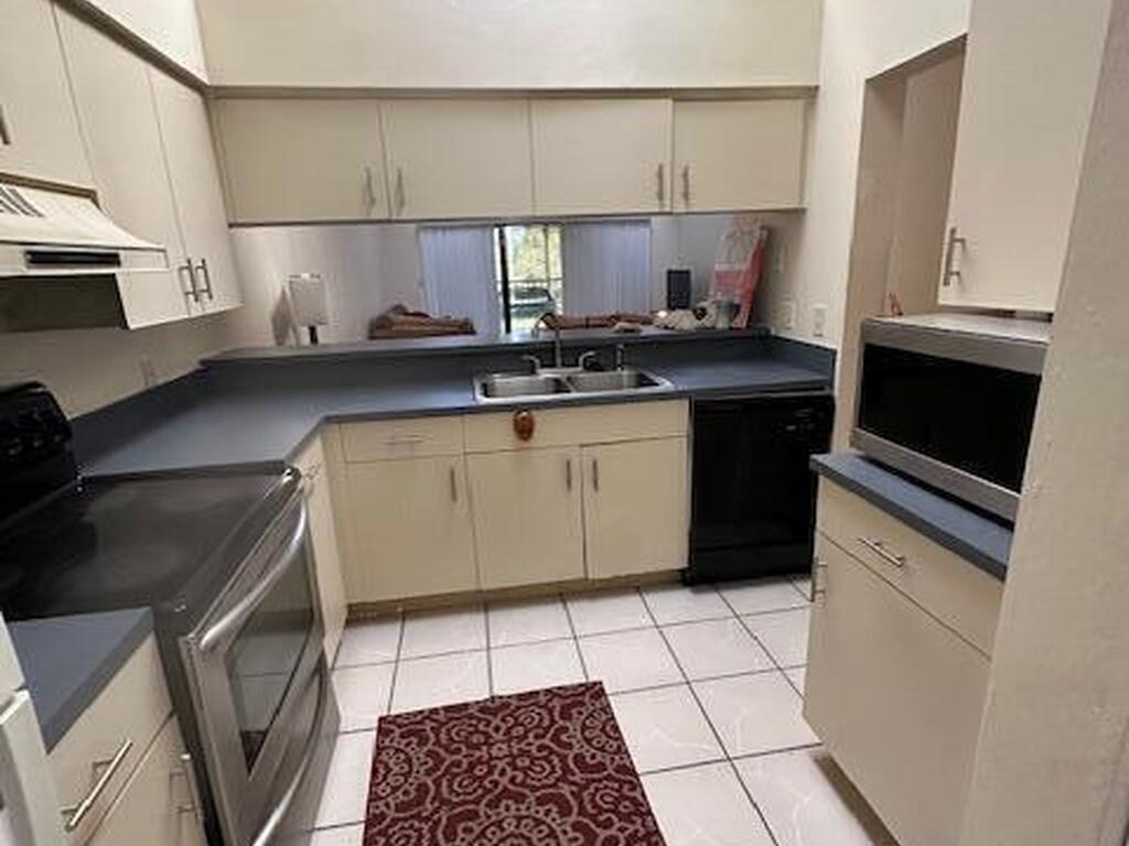 3087 Finsterwald Drive, Titusville, FL 32780