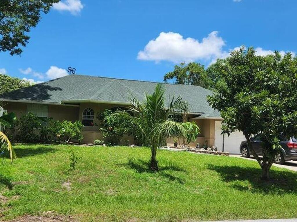 840 Cortland Avenue, Palm Bay, FL 32907