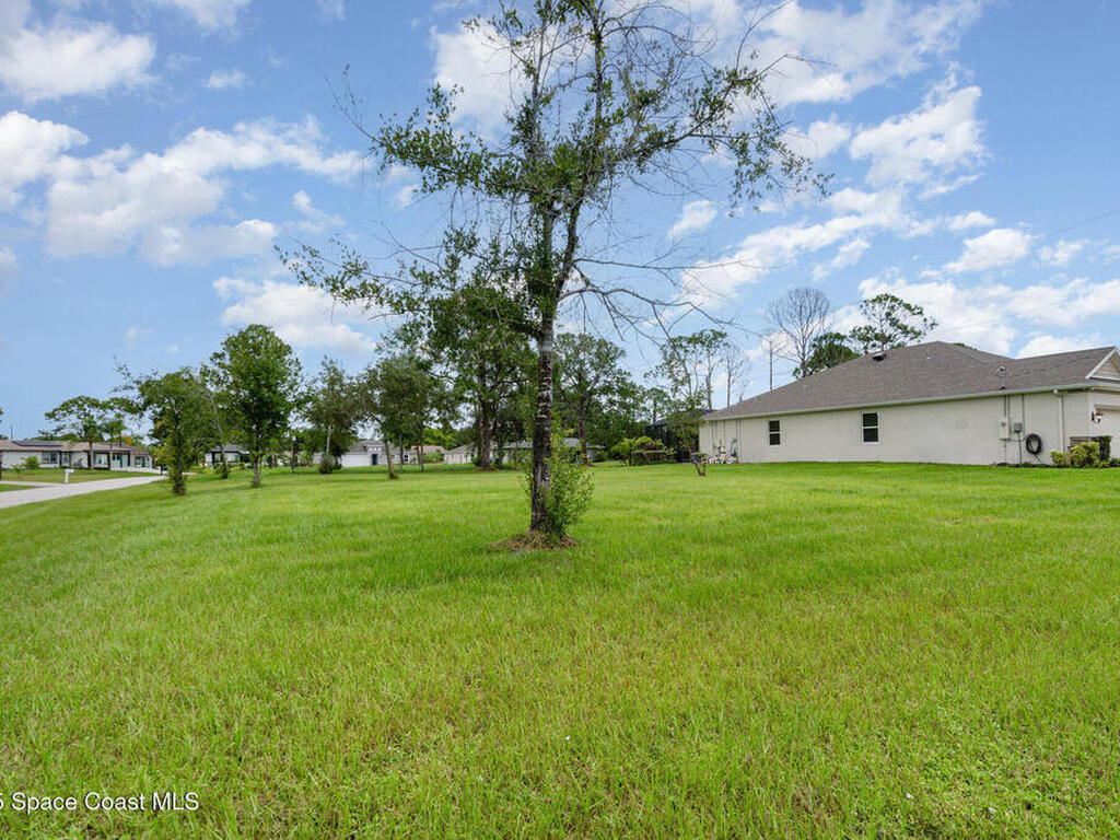 1017 Welco Street, Palm Bay, FL 32909