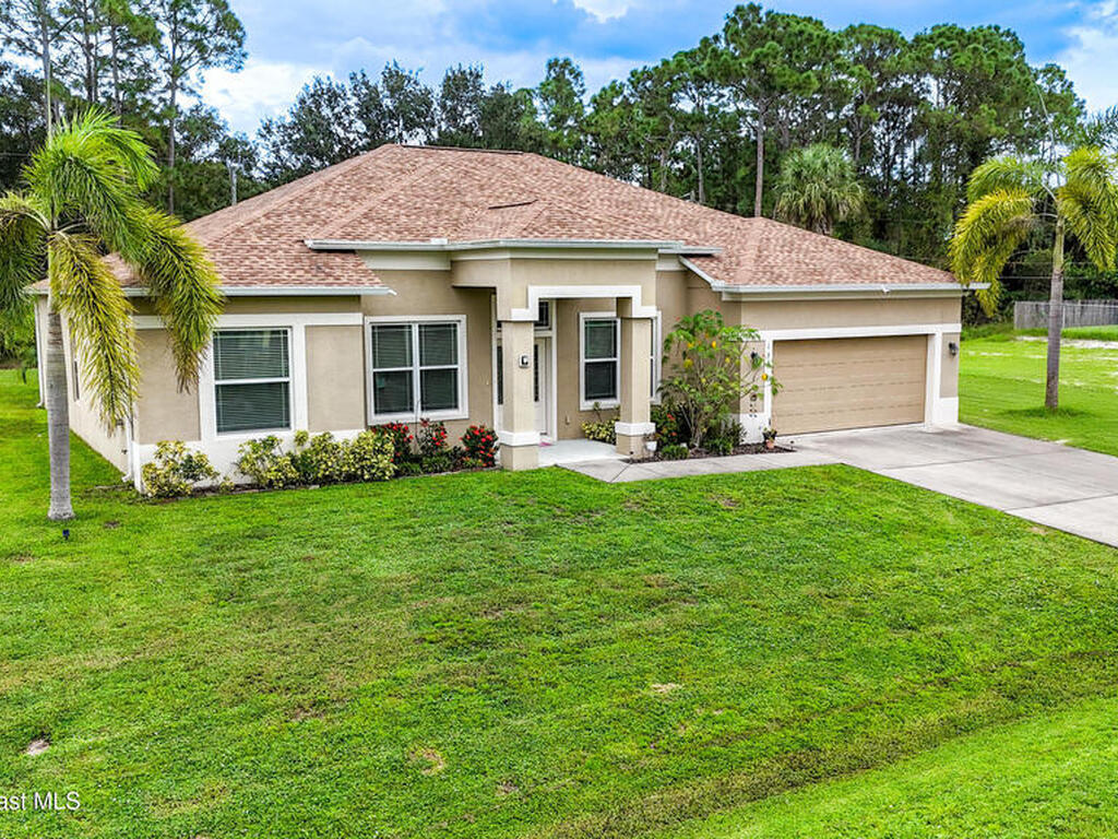 185 Dandridge Avenue, Palm Bay, FL 32907