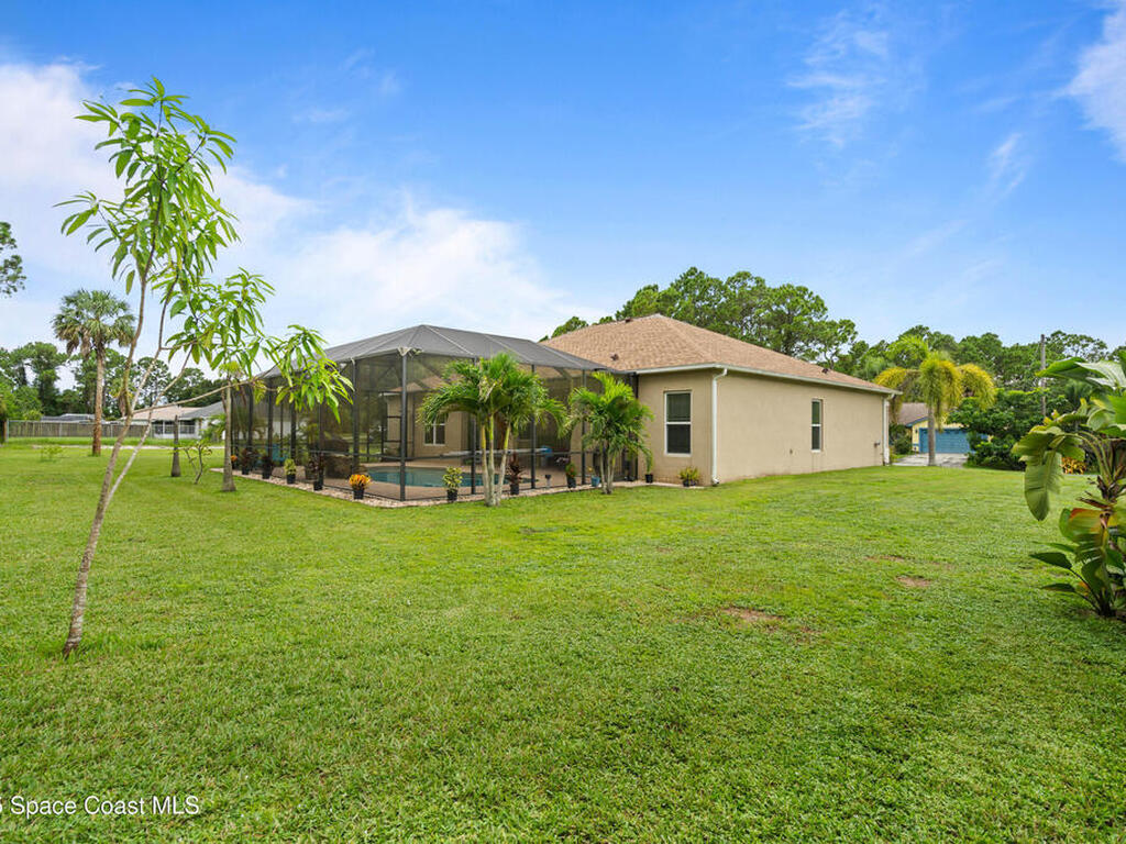 185 Dandridge Avenue, Palm Bay, FL 32907