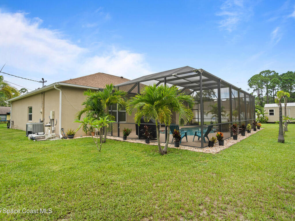 185 Dandridge Avenue, Palm Bay, FL 32907