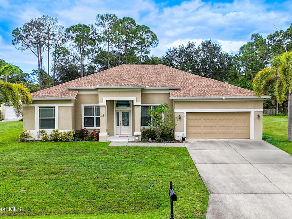 185 Dandridge Avenue, Palm Bay, FL 32907
