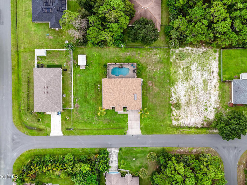 185 Dandridge Avenue, Palm Bay, FL 32907