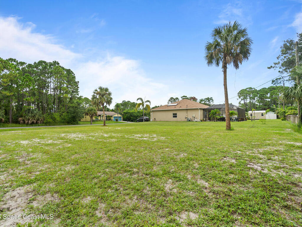 185 Dandridge Avenue, Palm Bay, FL 32907