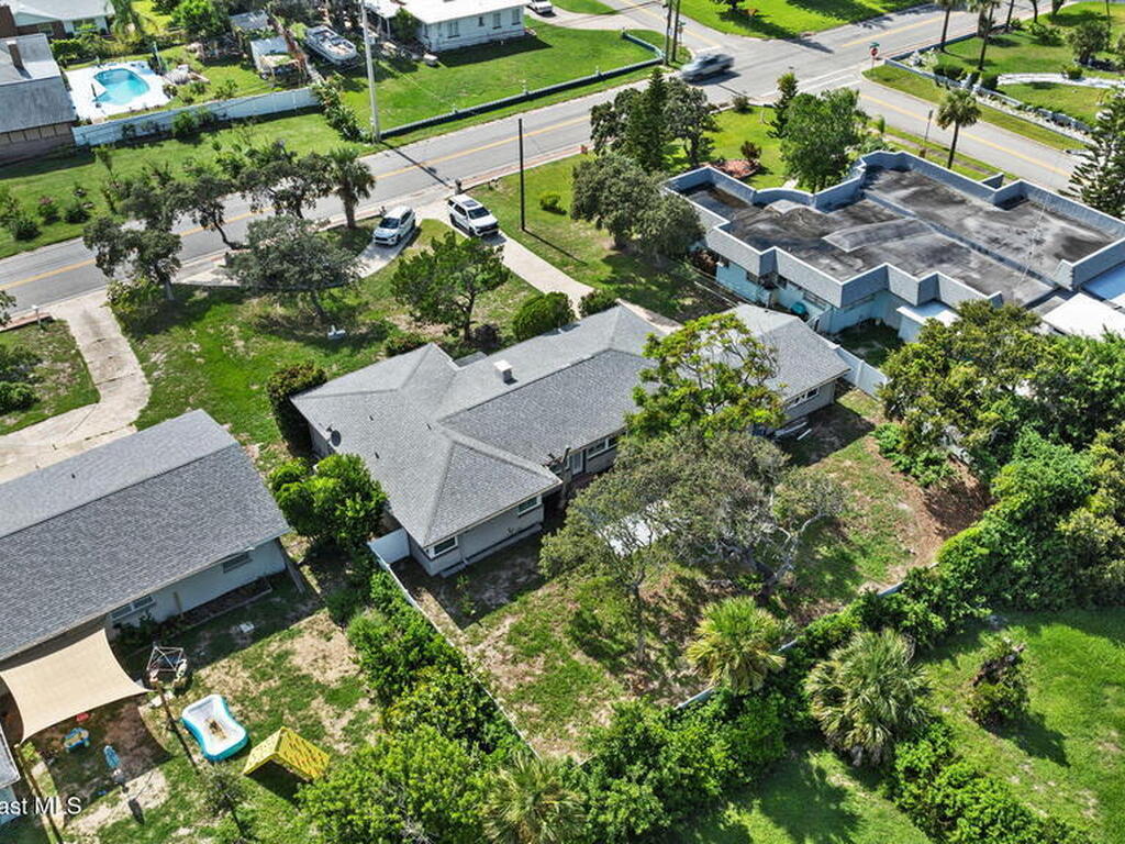 2203 S Peninsula Drive, Daytona Beach, FL 32118