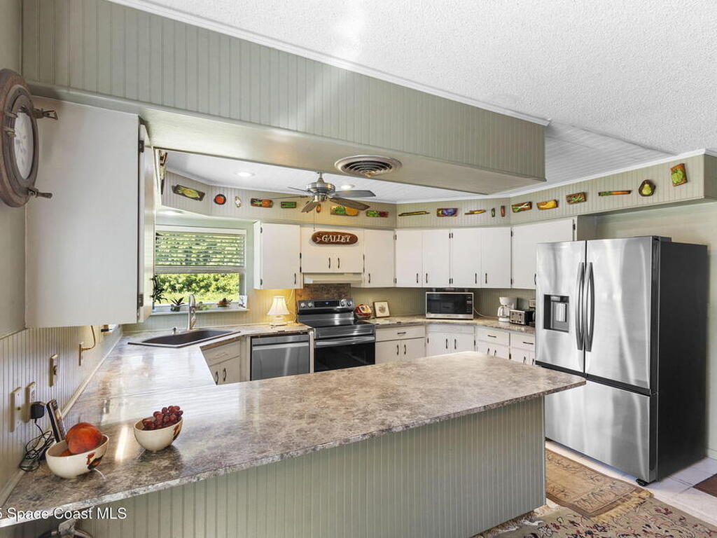 103 E Avenue A, Melbourne, FL 32901