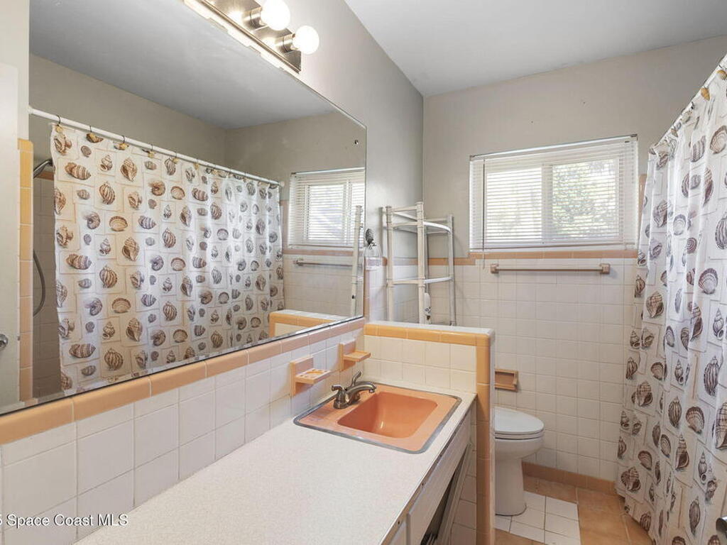 103 E Avenue A, Melbourne, FL 32901