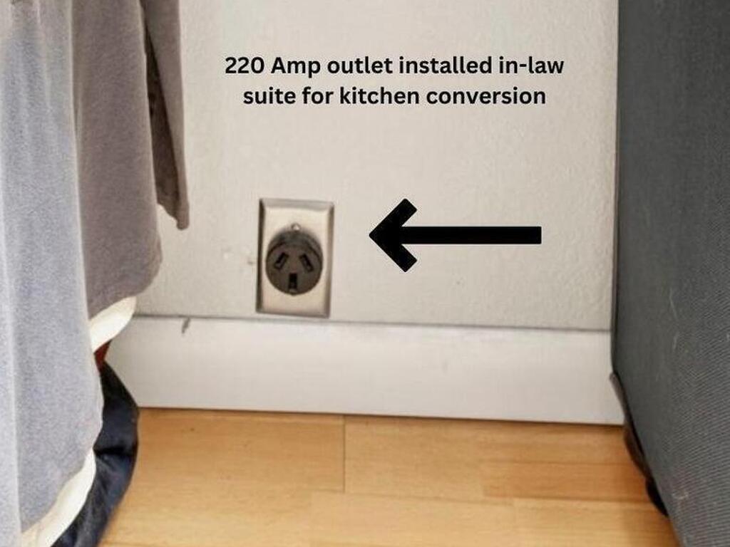 103 E Avenue A, Melbourne, FL 32901