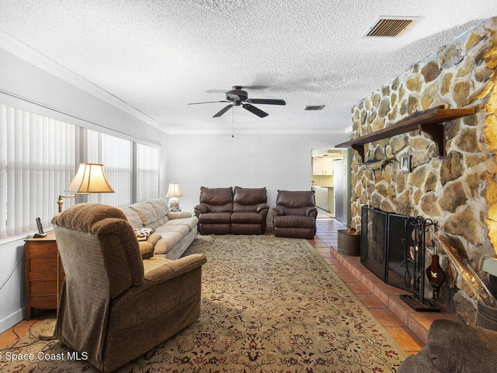 103 E Avenue A, Melbourne, FL 32901