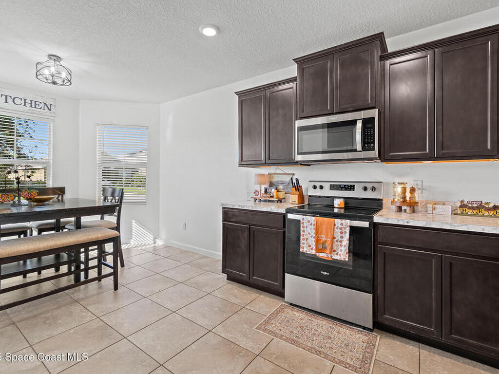 3259 Burrowing Owl Drive, Mims, FL 32754