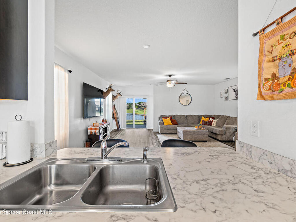 3259 Burrowing Owl Drive, Mims, FL 32754