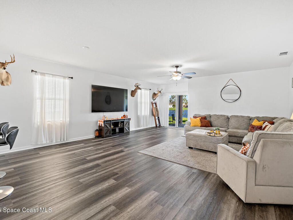 3259 Burrowing Owl Drive, Mims, FL 32754