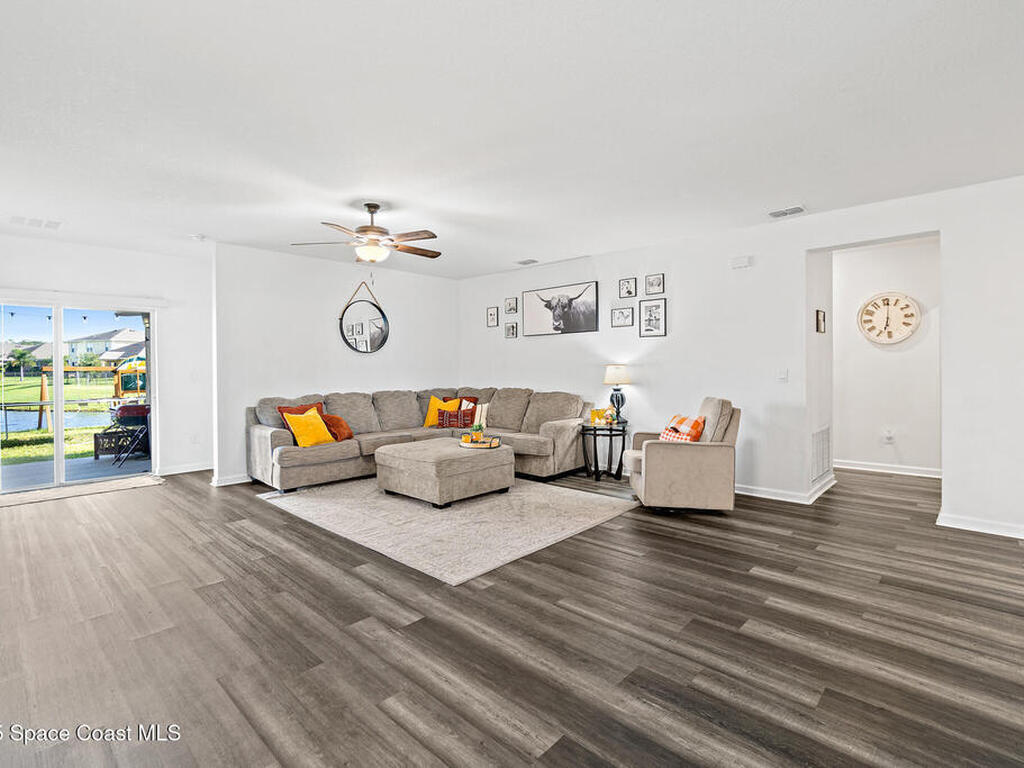 3259 Burrowing Owl Drive, Mims, FL 32754