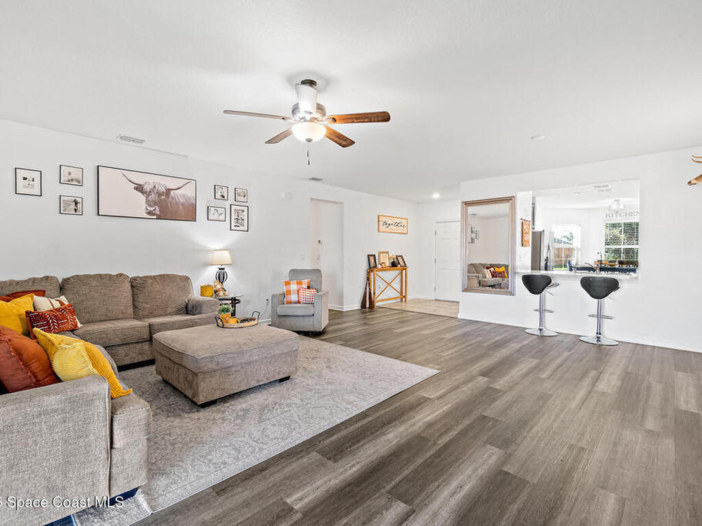 3259 Burrowing Owl Drive, Mims, FL 32754