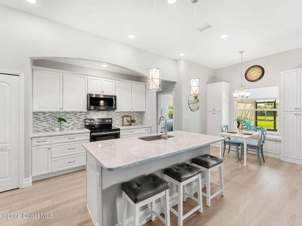 4009 Gardenwood Circle, Grant, FL 32949