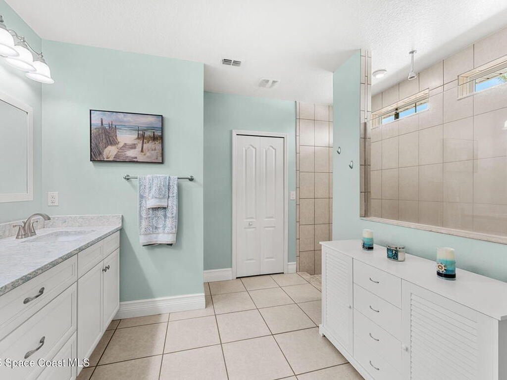 4009 Gardenwood Circle, Grant, FL 32949