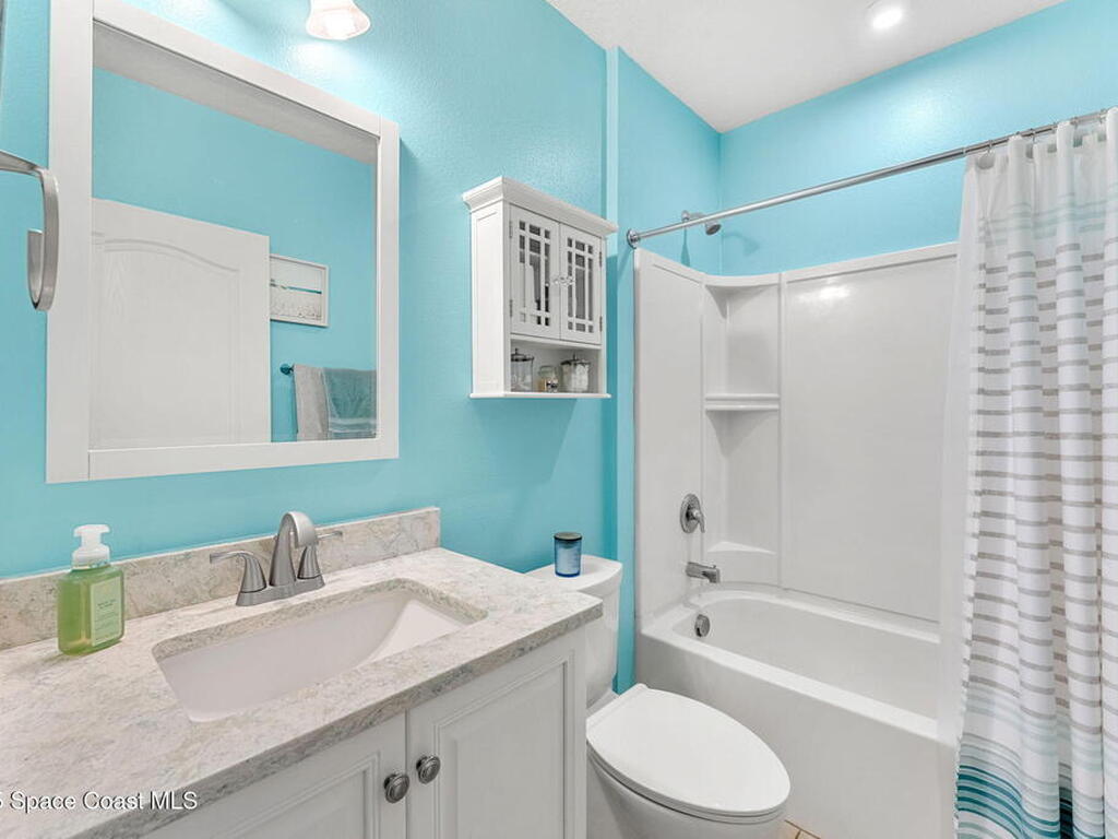 4009 Gardenwood Circle, Grant, FL 32949