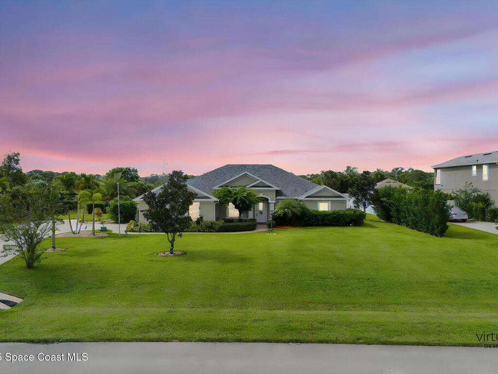 4009 Gardenwood Circle, Grant, FL 32949