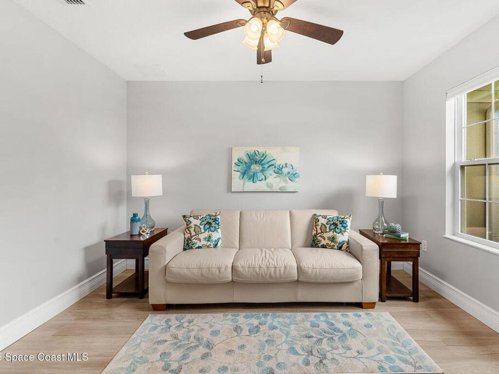 4009 Gardenwood Circle, Grant, FL 32949