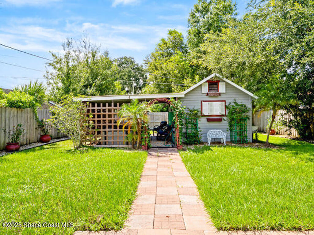 608 Indiana Avenue, St. Cloud, FL 34769