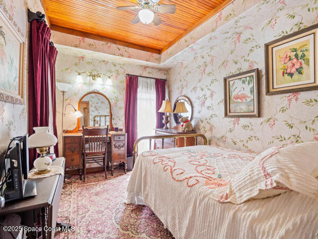 608 Indiana Avenue, St. Cloud, FL 34769