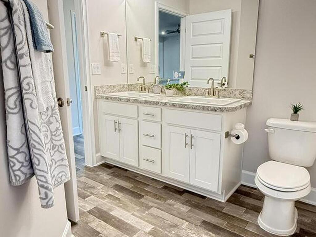 832 Majestic Avenue, Sebastian, FL 32958