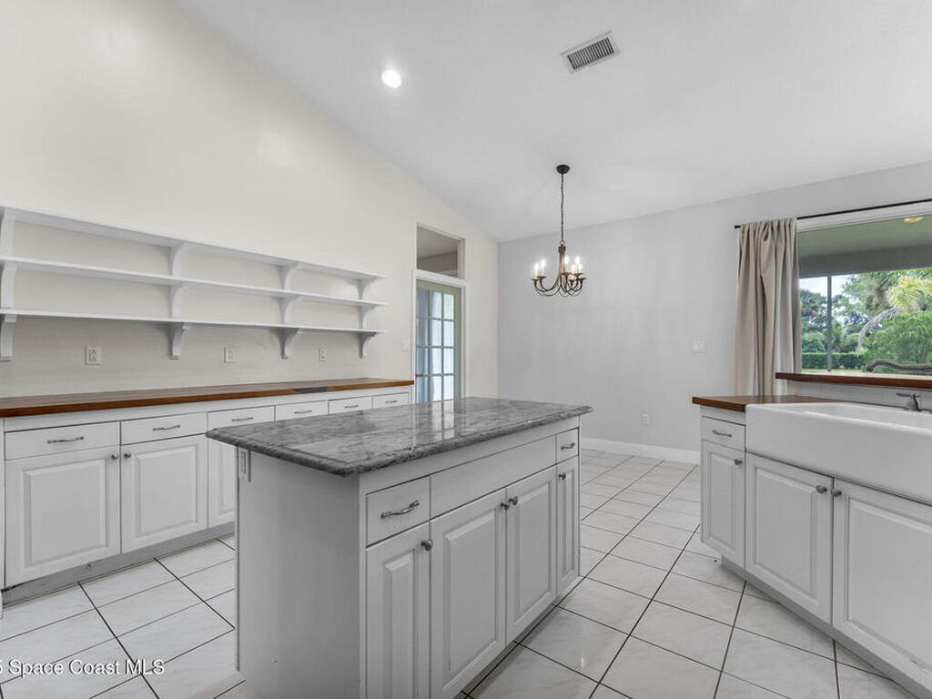 370 Northgrove Drive, Merritt Island, FL 32953