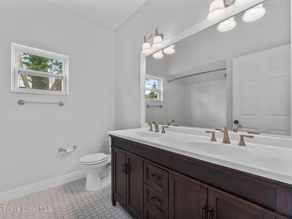 370 Northgrove Drive, Merritt Island, FL 32953