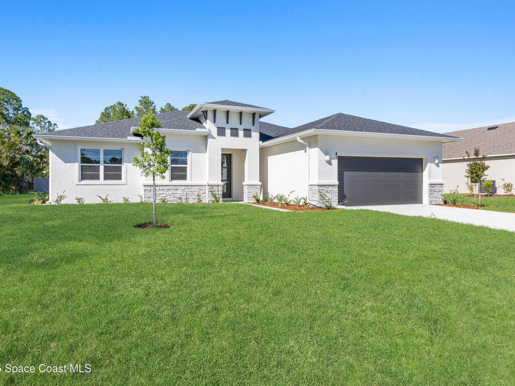 570 Town Road, Palm Bay, FL 32908