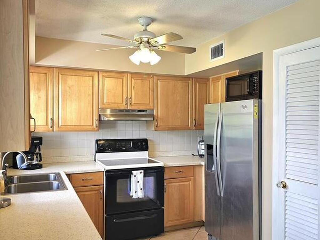 898 Hampton Drive, Palm Bay, FL 32905