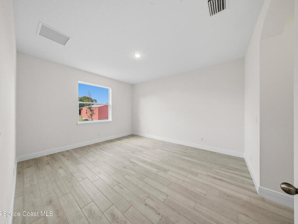 514 Whitehall Avenue, Palm Bay, FL 32908