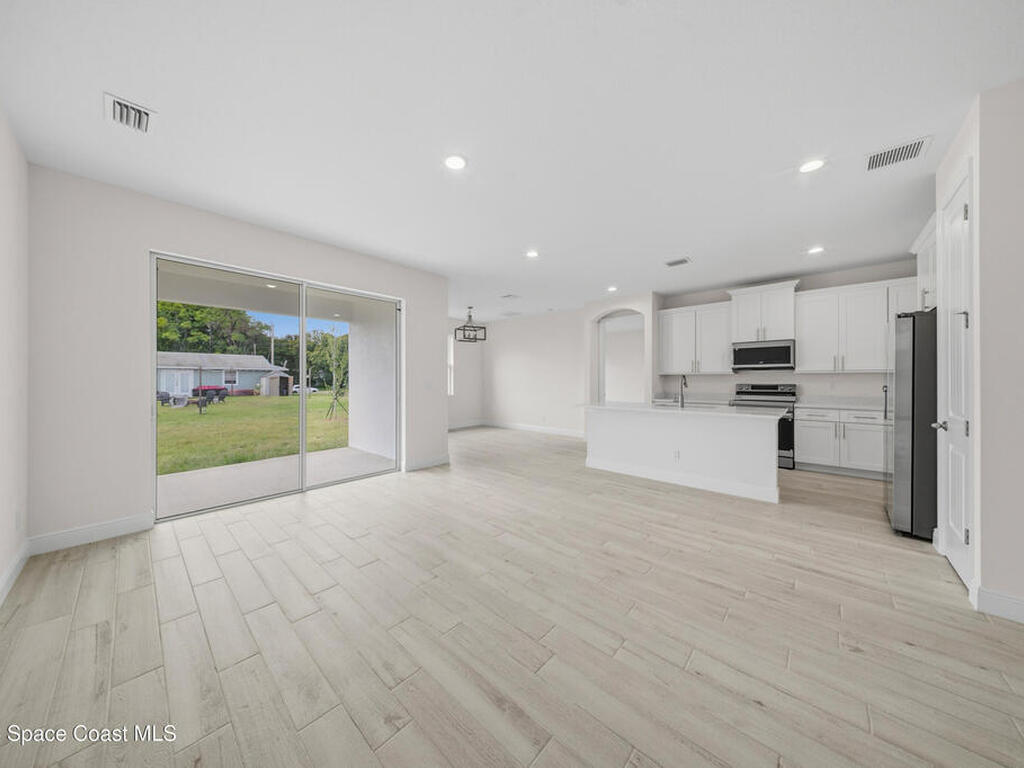 514 Whitehall Avenue, Palm Bay, FL 32908