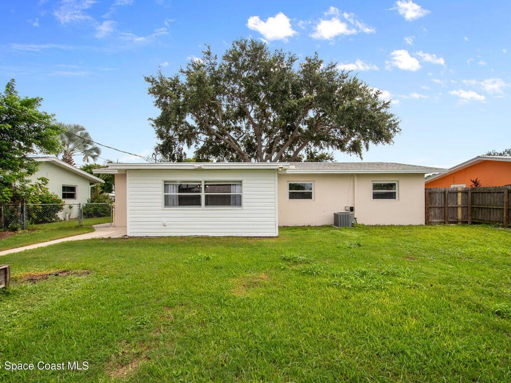 620 Clarke Avenue, Melbourne, FL 32935