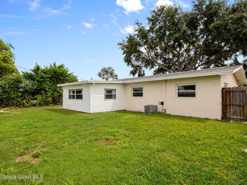 620 Clarke Avenue, Melbourne, FL 32935