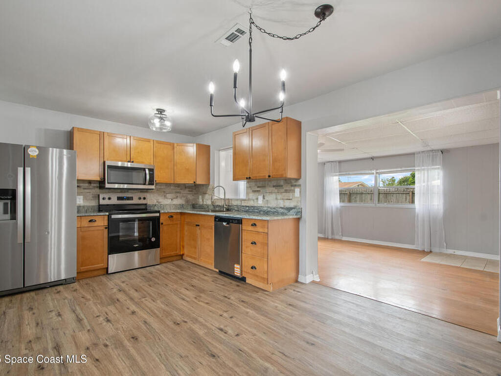 620 Clarke Avenue, Melbourne, FL 32935