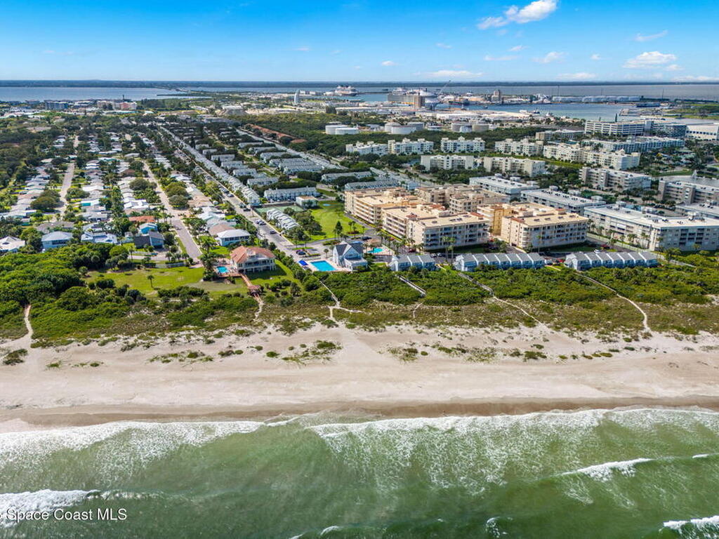230 Beach Park Lane, Cape Canaveral, FL 32920