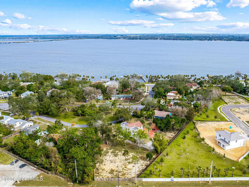 121 Circle Drive, Cocoa, FL 32922