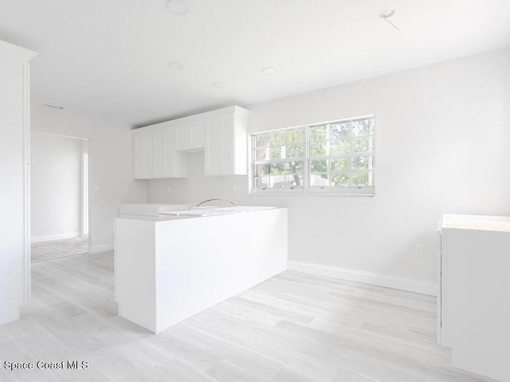 1400 Hoy Lake Court, Rockledge, FL 32955