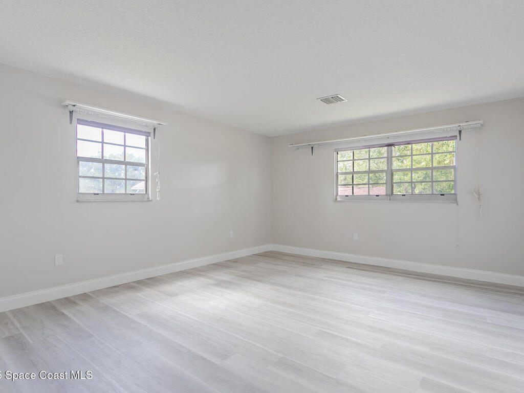 1400 Hoy Lake Court, Rockledge, FL 32955