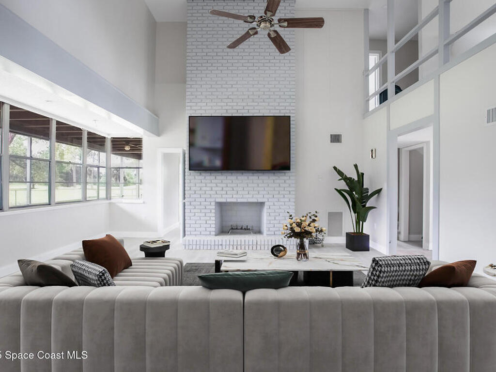 1400 Hoy Lake Court, Rockledge, FL 32955