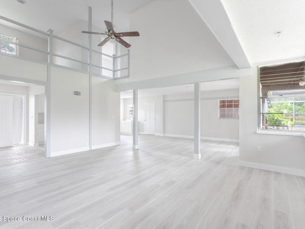 1400 Hoy Lake Court, Rockledge, FL 32955