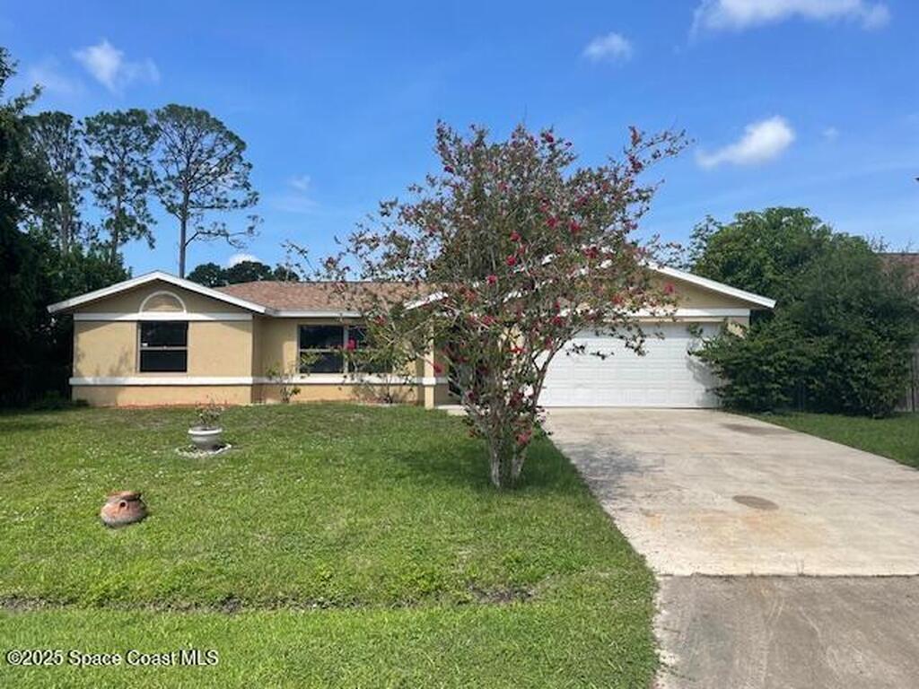 1030 Lee Avenue, Palm Bay, FL 32907