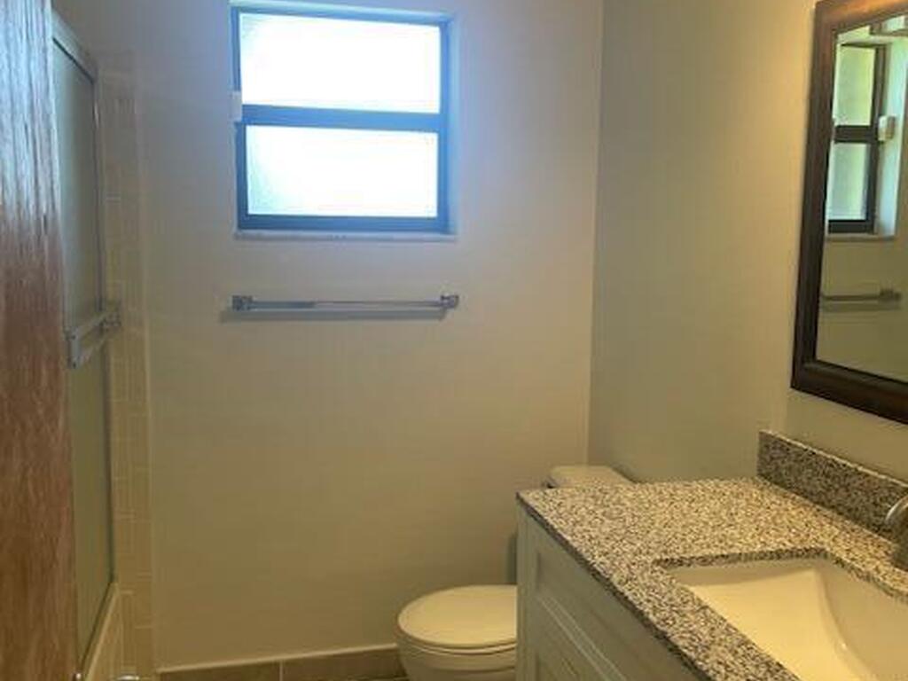1030 Lee Avenue, Palm Bay, FL 32907